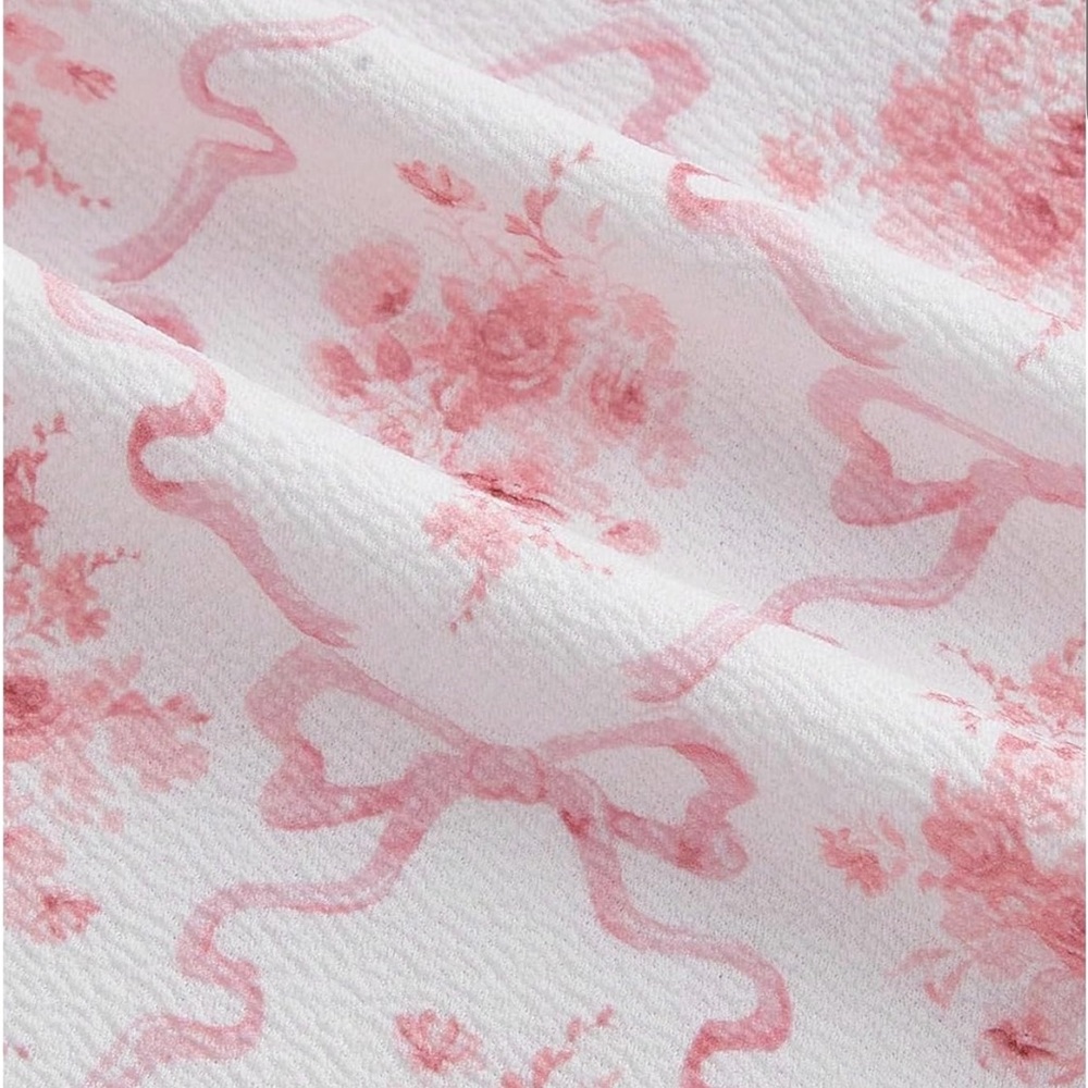 Make Me Chic - NWT - Pink Floral Tank Top - Picture 4 of 4